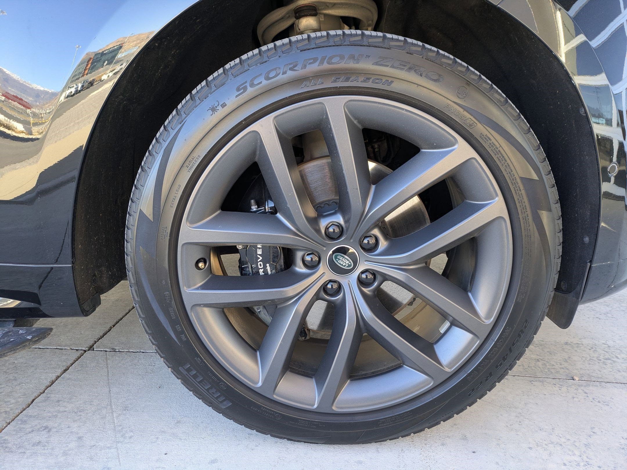 Certified 2024 Land Rover Range Rover Sport Dynamic SE image 28