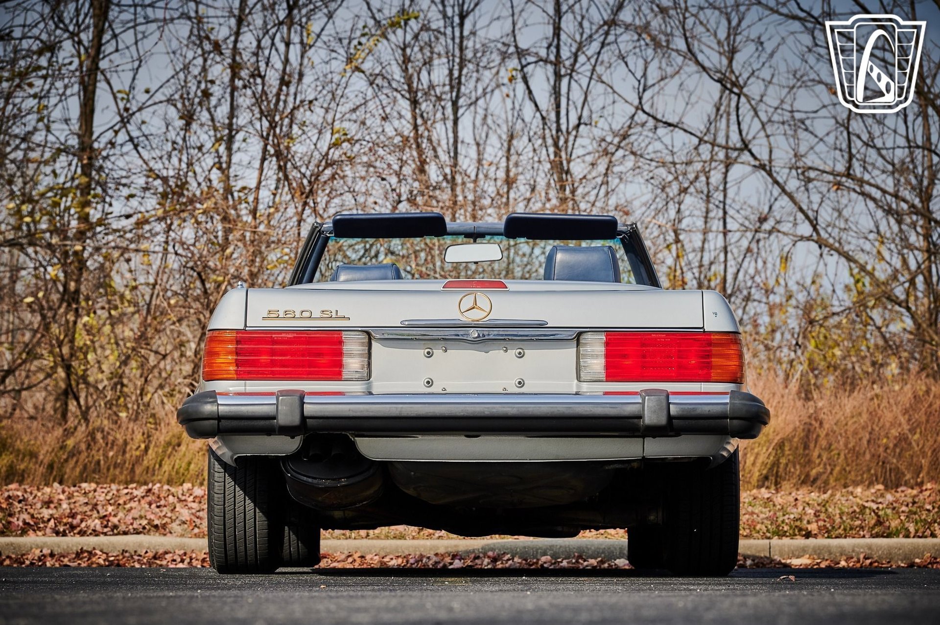 Used 1988 Mercedes-Benz 560 SL image 13