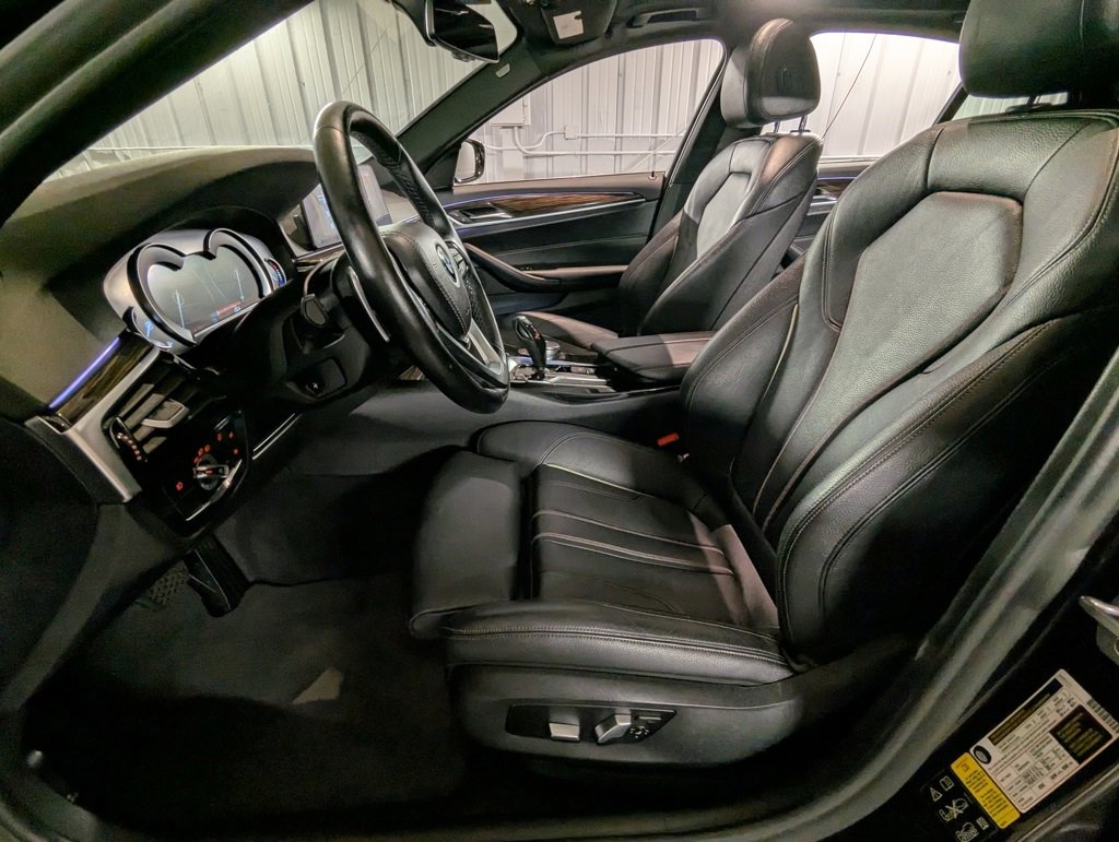 Used 2018 BMW 530i xDrive image 19