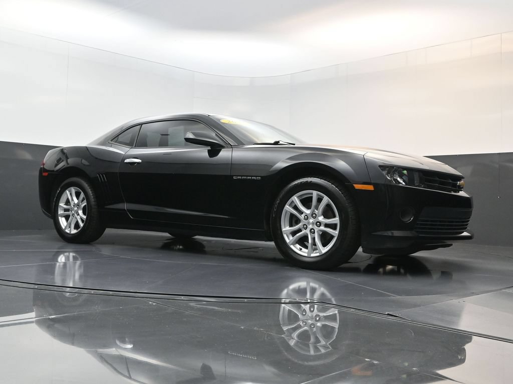 Used 2014 Chevrolet Camaro LS RWD image 25