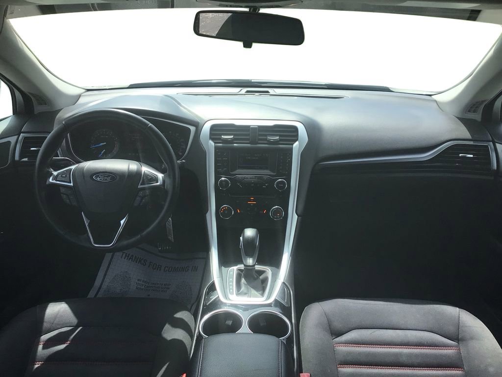 Used 2013 Ford Fusion SE FWD image 22