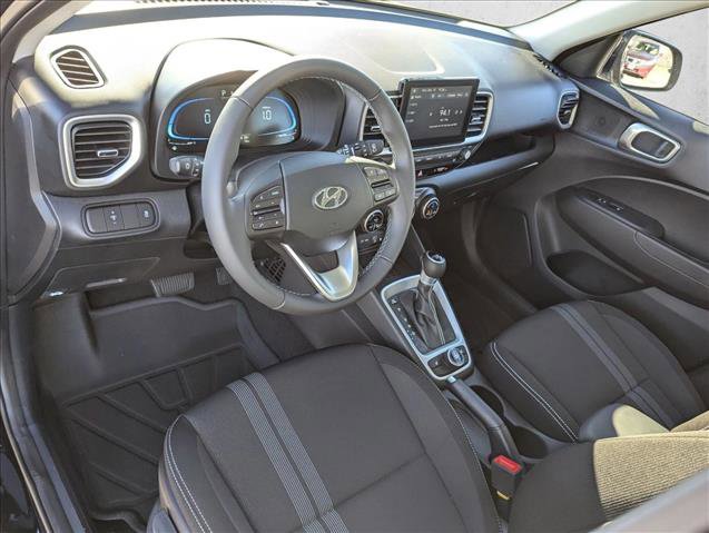 New 2026 Hyundai Venue SEL FWD image 3