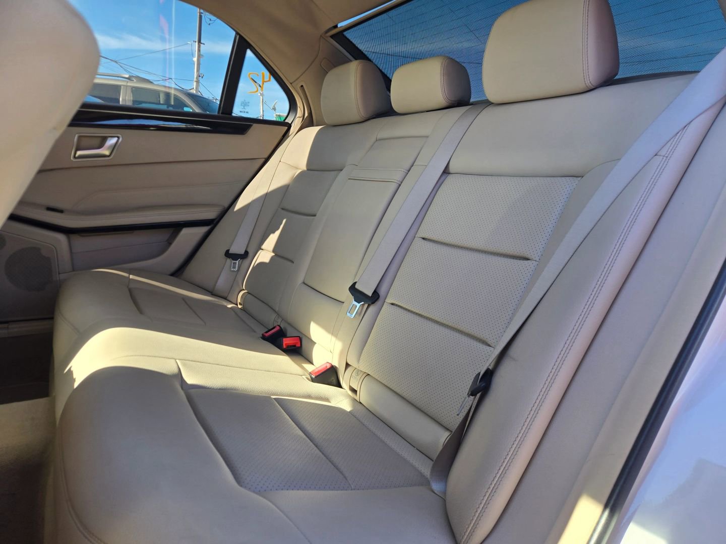 Used 2014 Mercedes-Benz E 350 Sport image 13