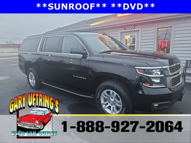 Used 2019 Chevrolet Suburban LT image 1