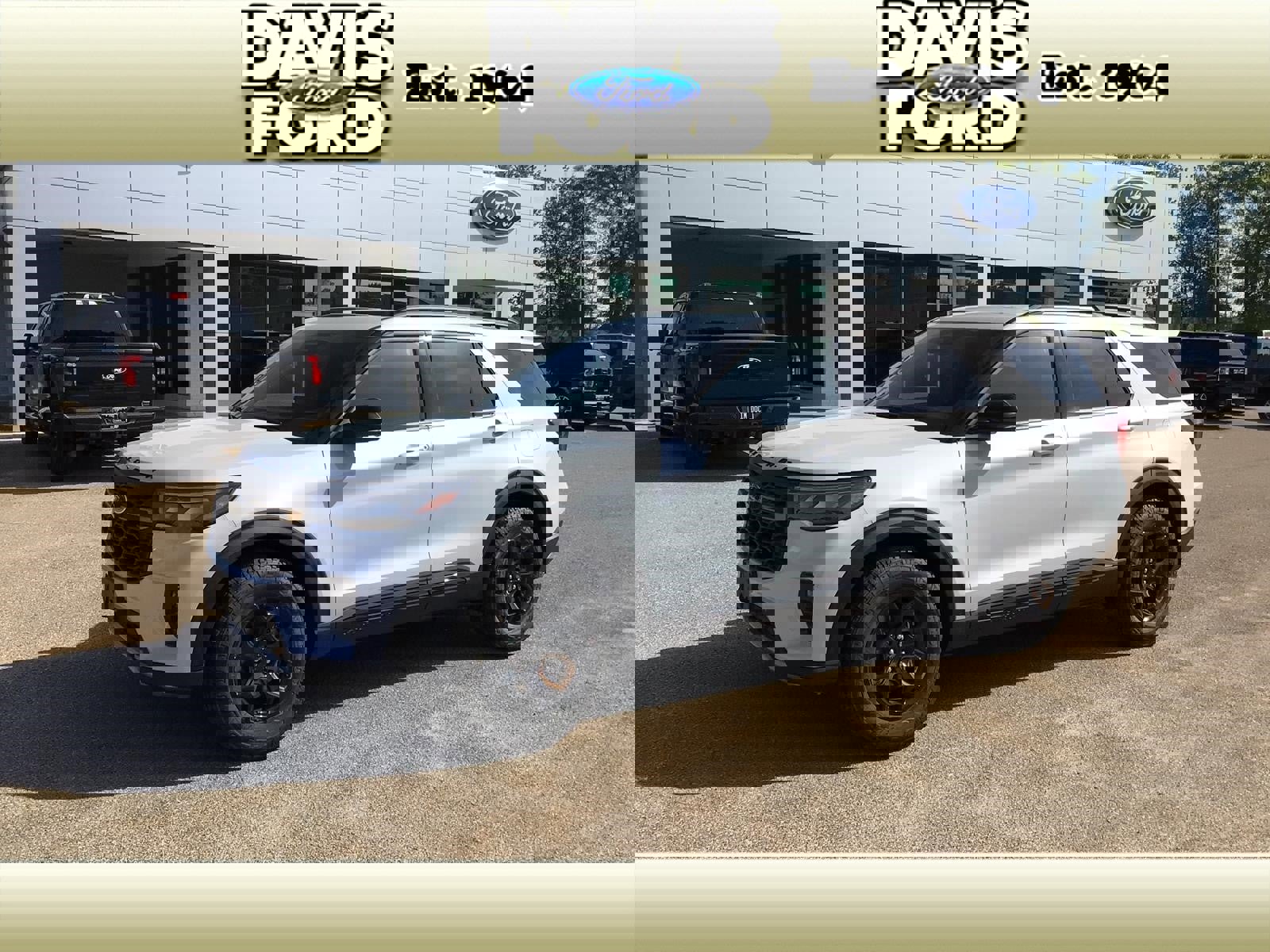 New 2026 Ford Explorer Tremor image 1