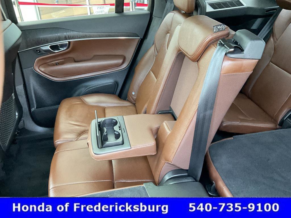 Used 2020 Volvo XC90 T6 Momentum w/ Protection Package Premier AWD/4WD image 27