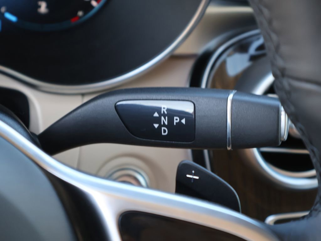 Used 2020 Mercedes-Benz GLC 300 4MATIC Coupe image 36