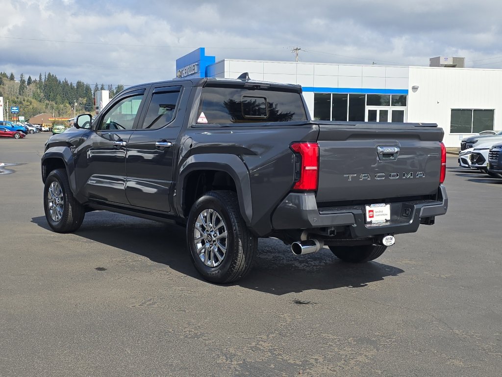 Used 2024 Toyota Tacoma Limited w/ Limited Package (LT) image 4