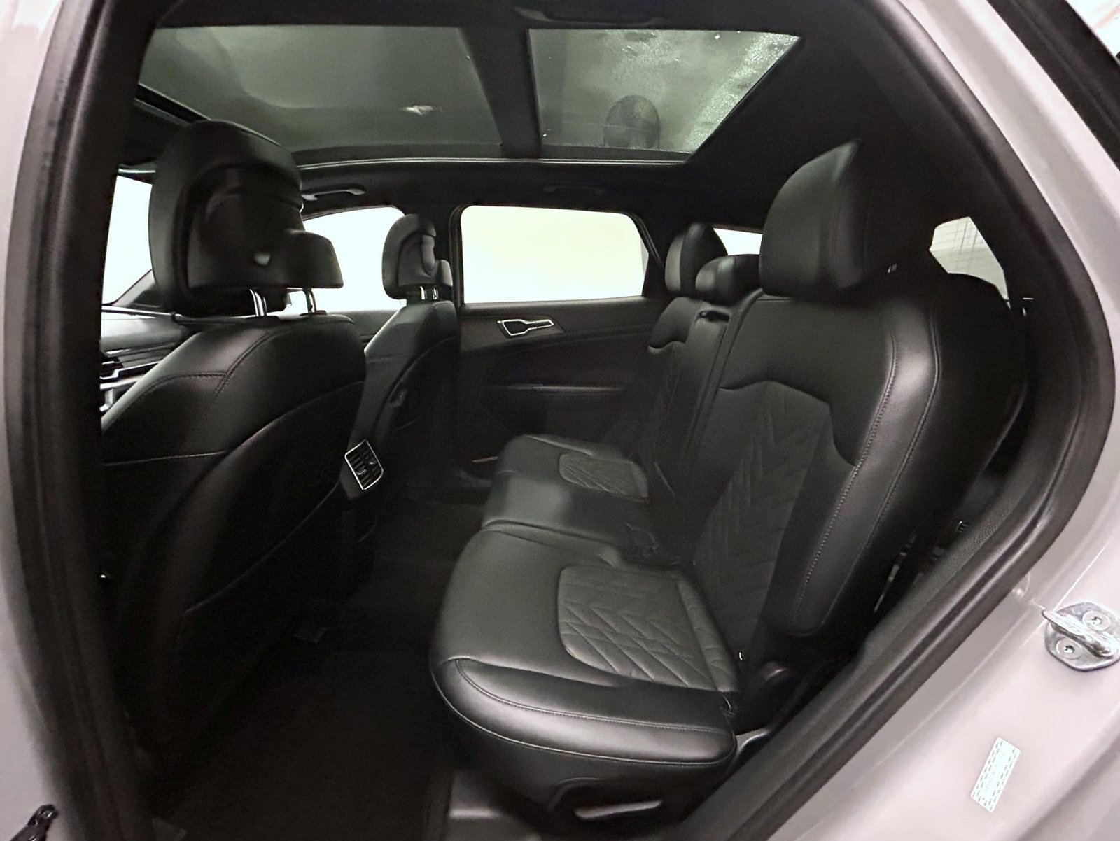 Used 2023 Kia Sportage X-Line w/ X-Line Premium Package AWD/4WD image 19
