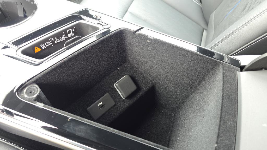 Certified 2024 Cadillac Lyriq Sport w/ LPO, Floor Liner Package image 32