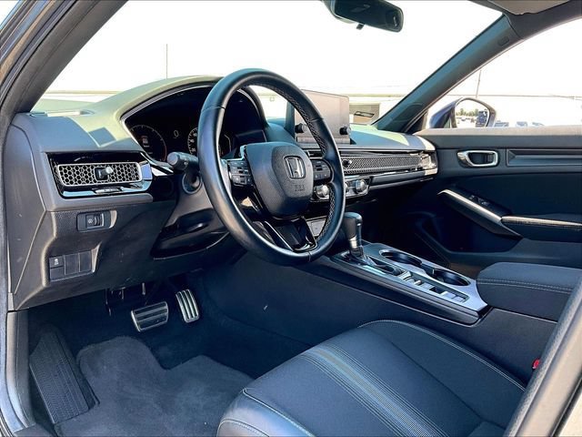 Used 2025 Honda Civic Sport image 8