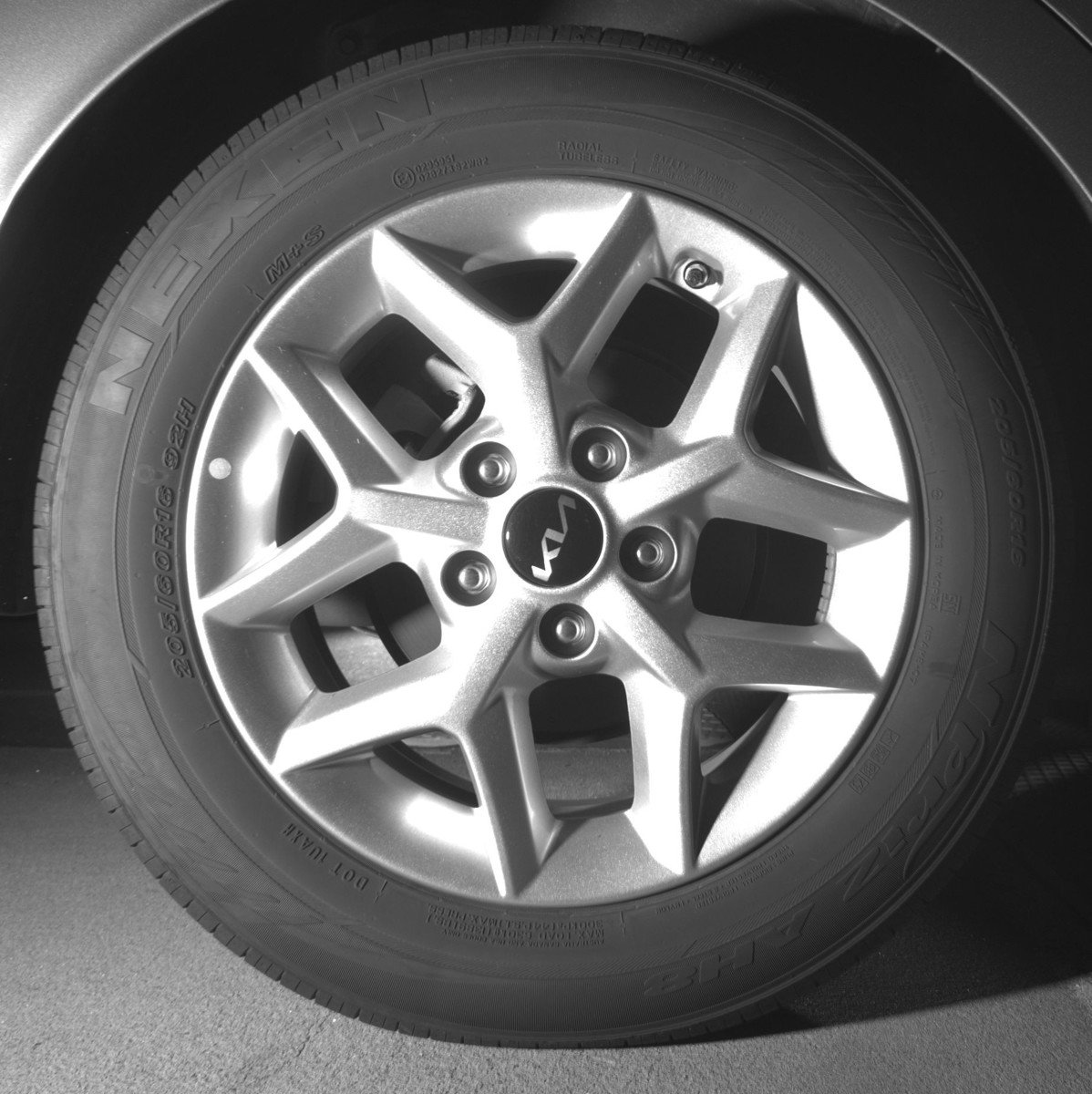 Used 2025 Kia Soul LX w/ LX Technology Package image 15