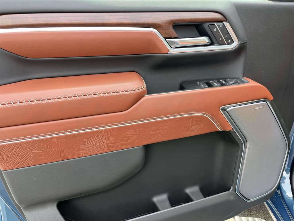 New 2026 GMC Sierra 2500 Denali Ultimate w/ Max Trailering Package AWD/4WD image 18