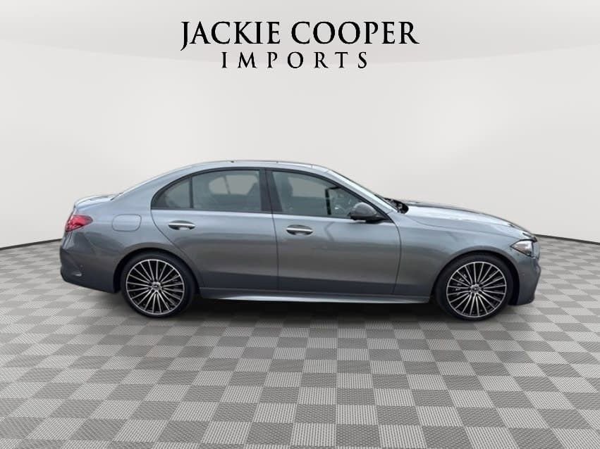 Used 2025 Mercedes-Benz C 300 4MATIC Sedan image 6