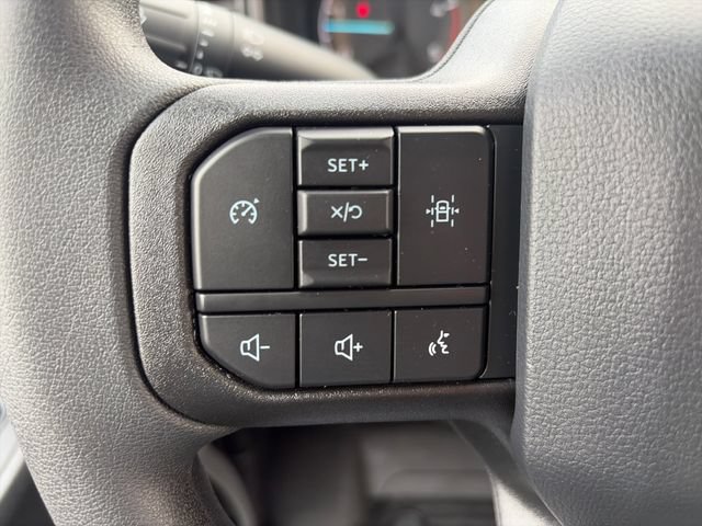 New 2026 Ford F550 4x4 Crew Cab image 13