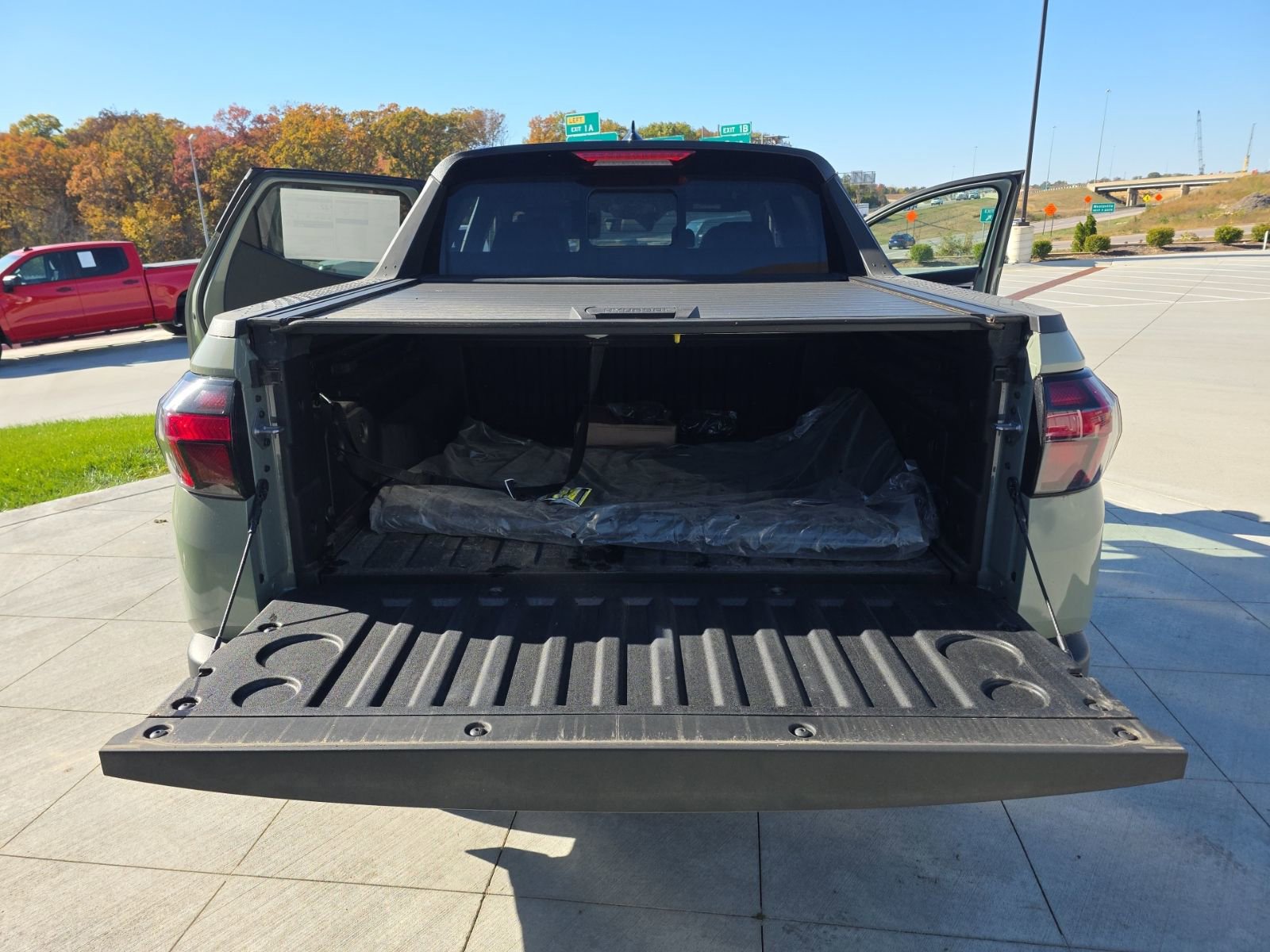 New 2024 Hyundai Santa Cruz Limited image 9