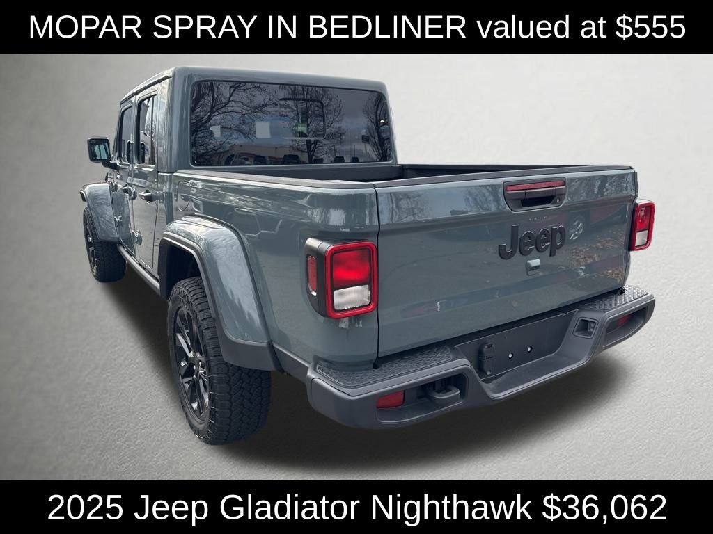 Used 2025 Jeep Gladiator Sport image 5
