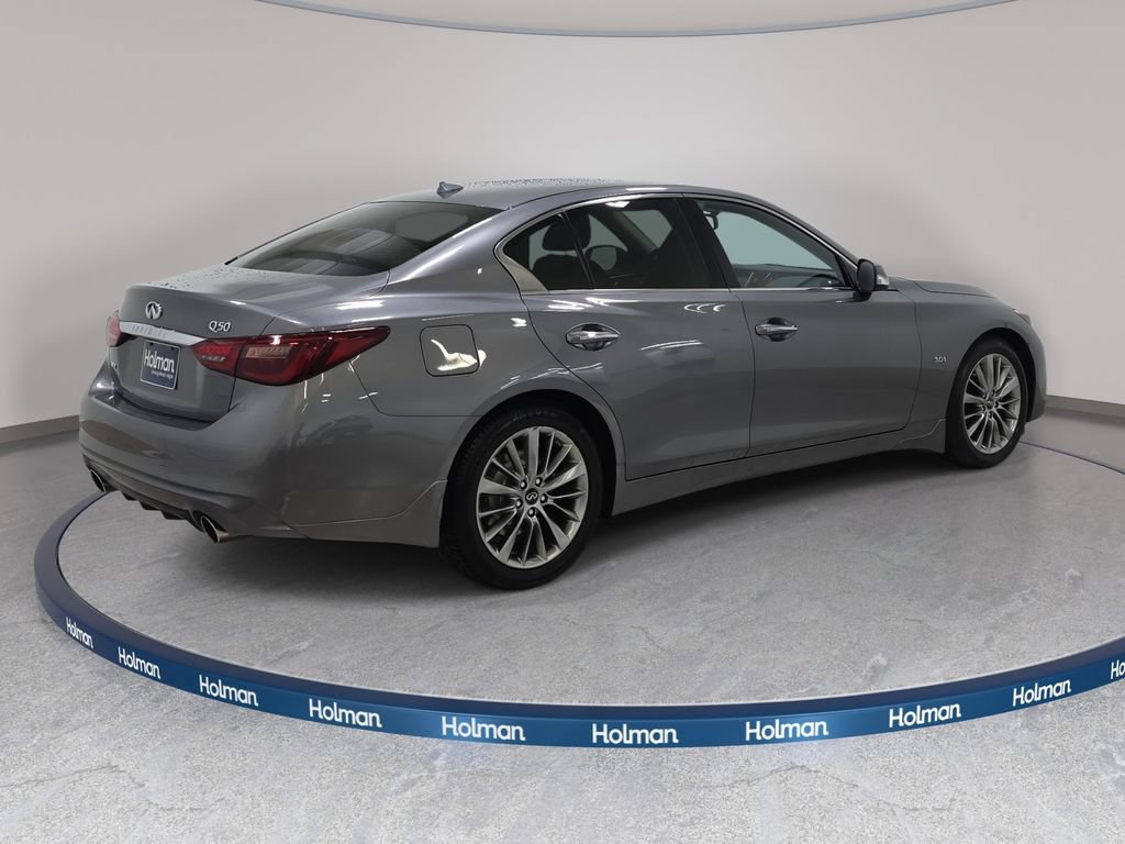 Used 2019 INFINITI Q50 Luxe w/ Essential Package (3.0T Luxe) AWD/4WD image 5