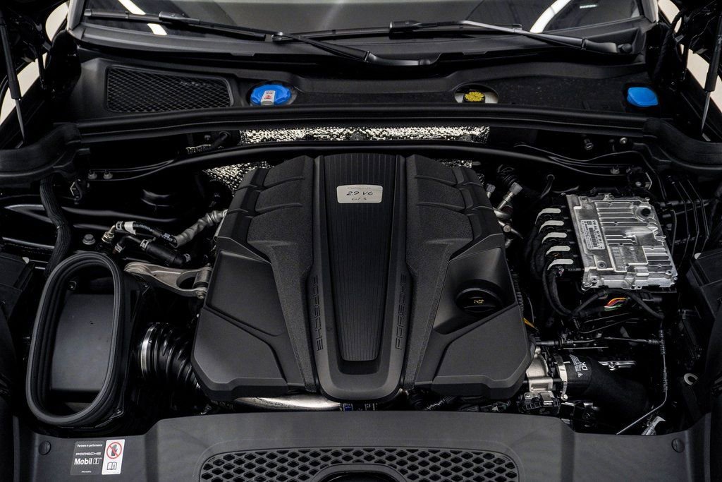 New 2026 Porsche Macan GTS image 29