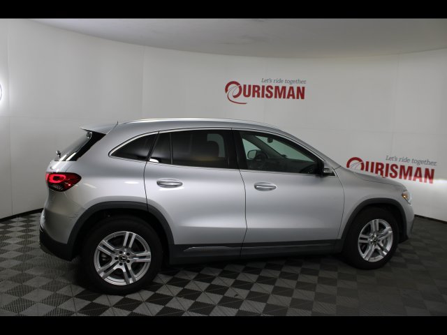 Used 2023 Mercedes-Benz GLA 250 4MATIC image 9
