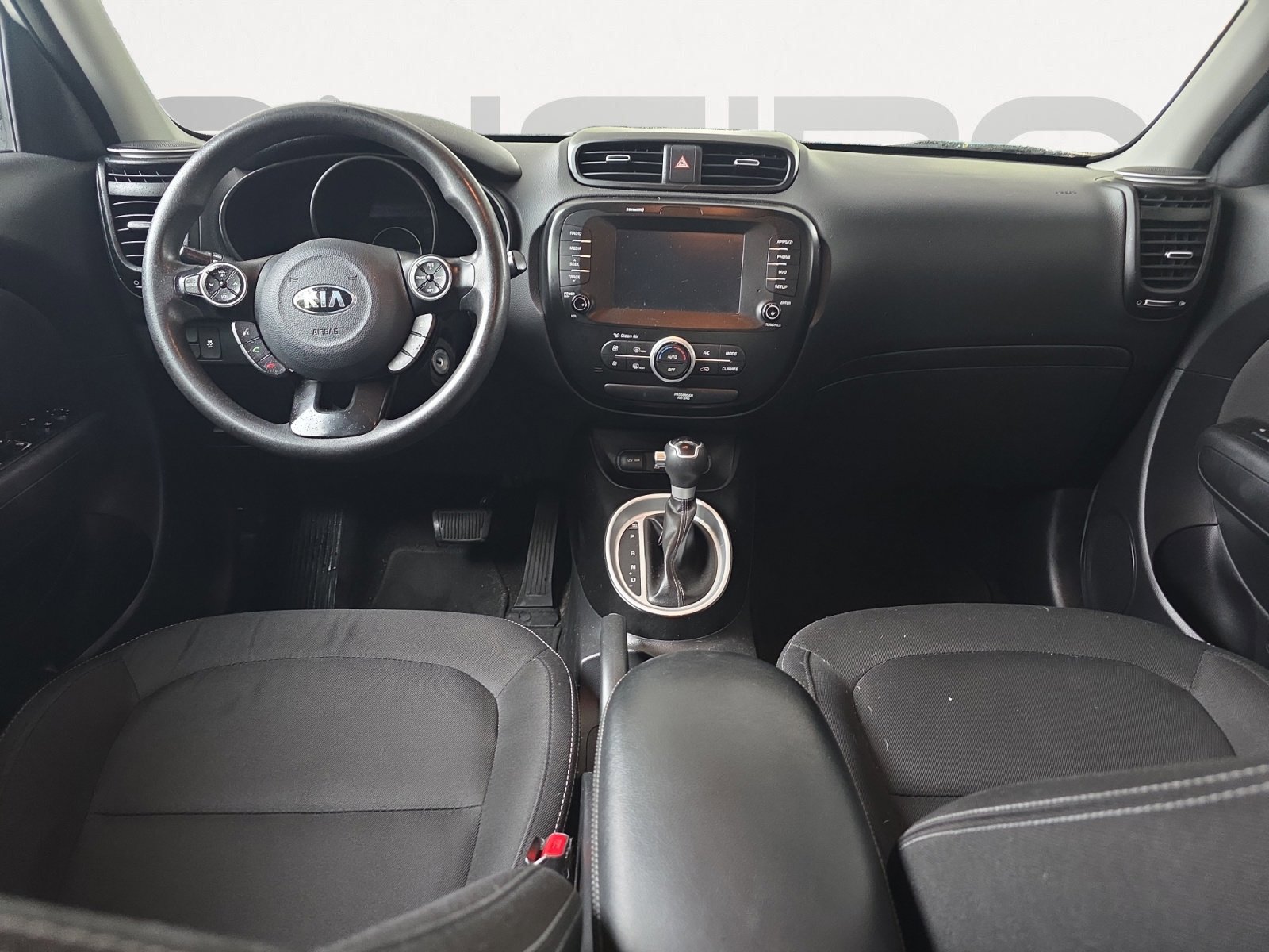 Used 2018 Kia Soul + image 2