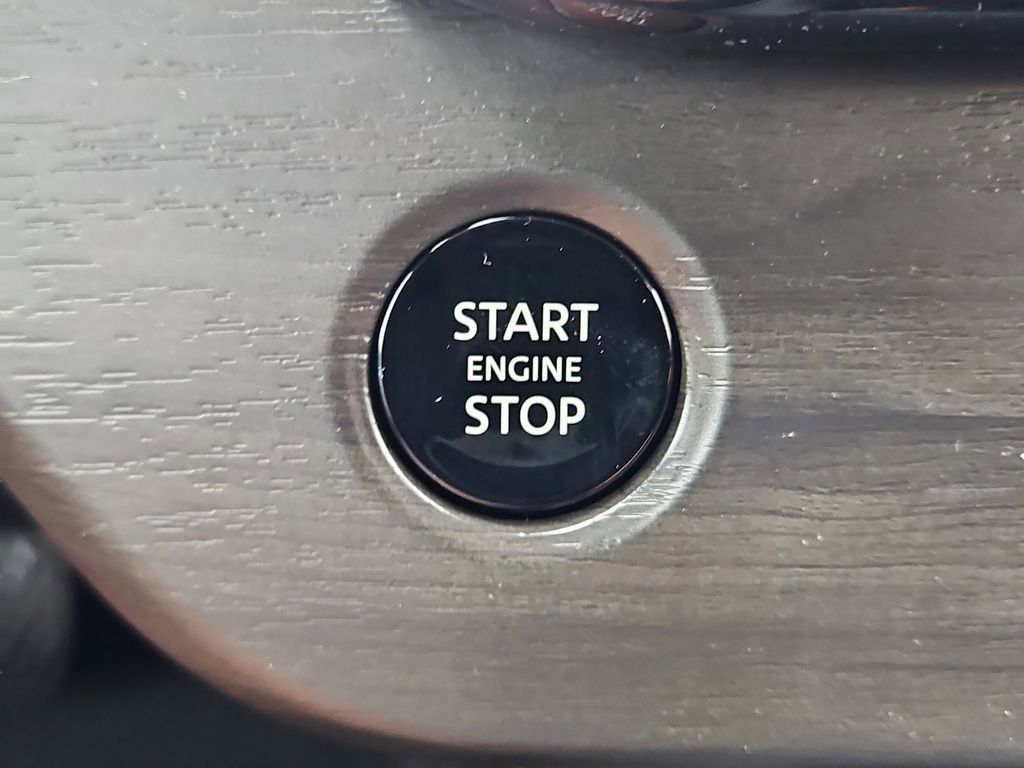 New 2025 Nissan Murano SL image 13