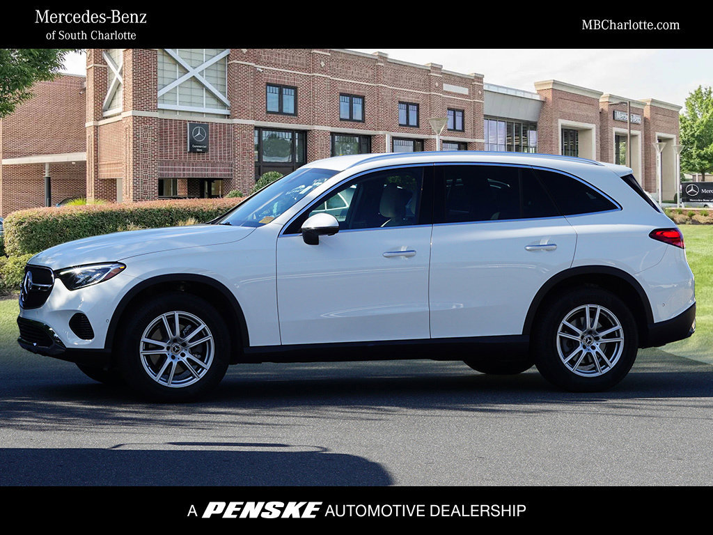 Used 2025 Mercedes-Benz GLC 300 4MATIC image 1