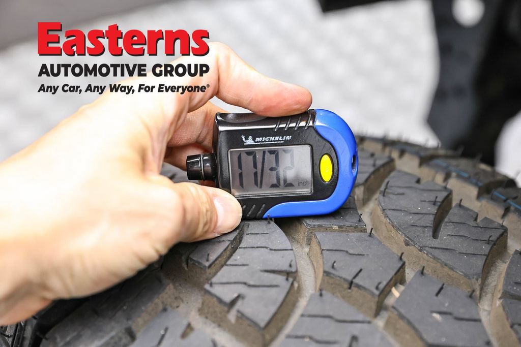 Used 2020 Jeep Wrangler Sport AWD/4WD image 24