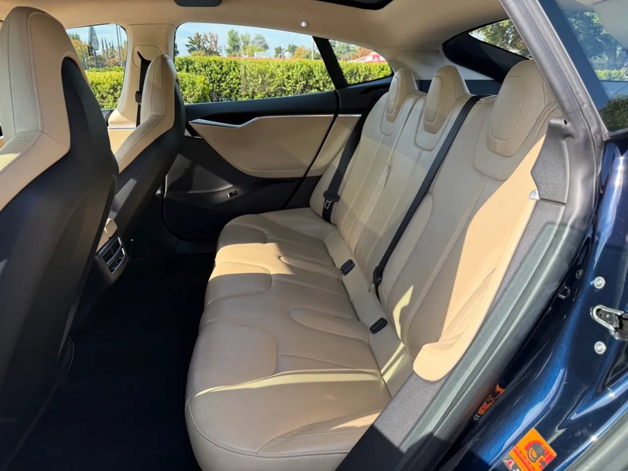 Used 2013 Tesla Model S image 10