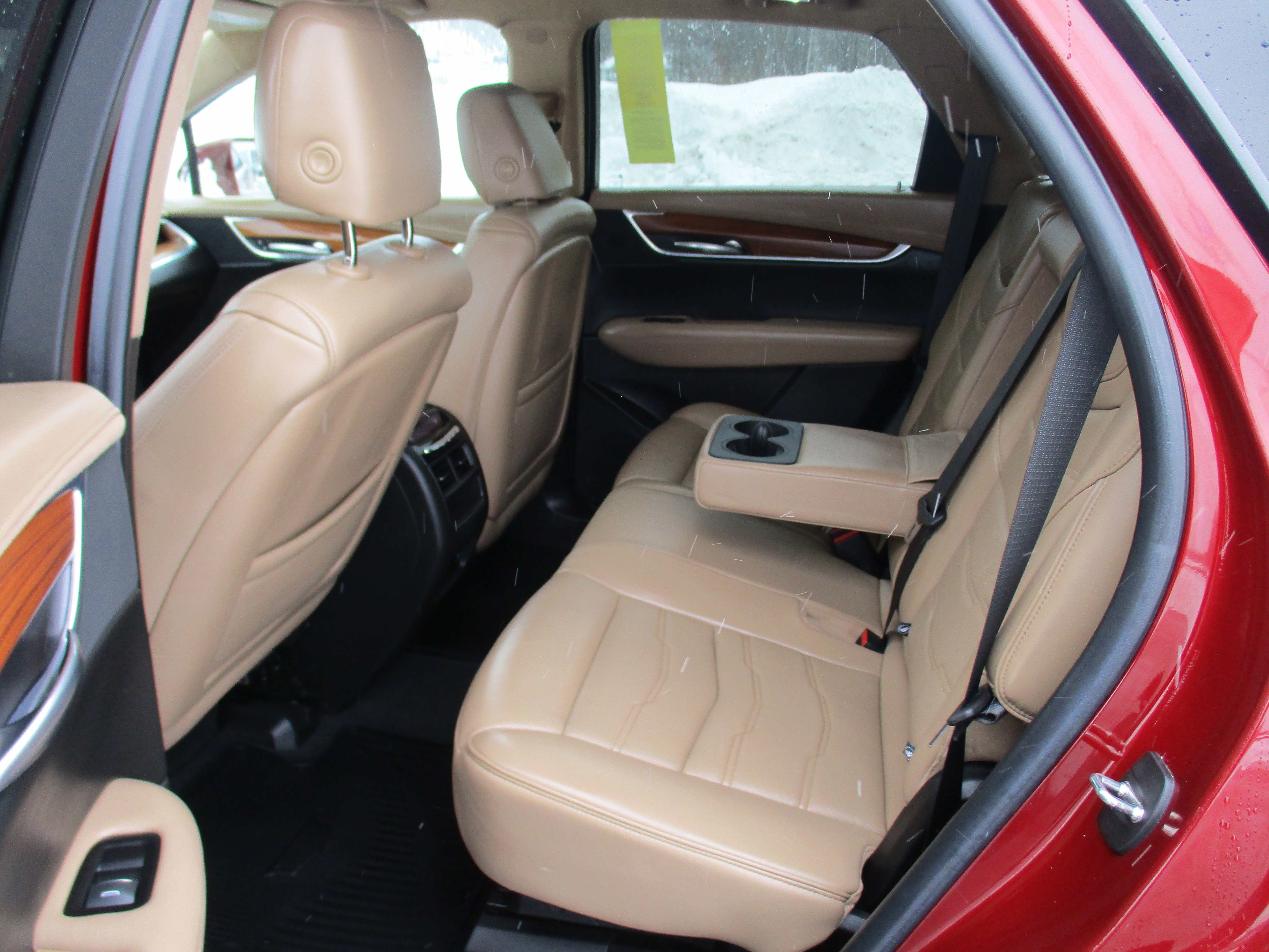 Used 2018 Cadillac XT5 Platinum w/ Driver Assist Package image 13