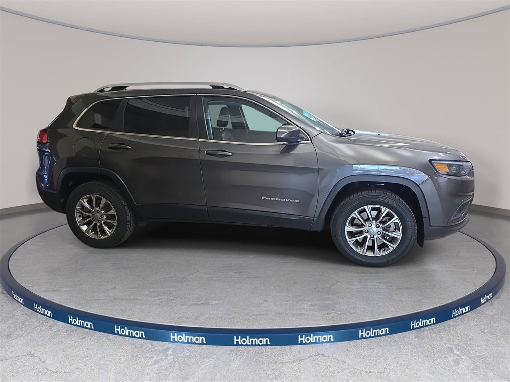 Used 2019 Jeep Cherokee Latitude Plus w/ Cold Weather Group image 5