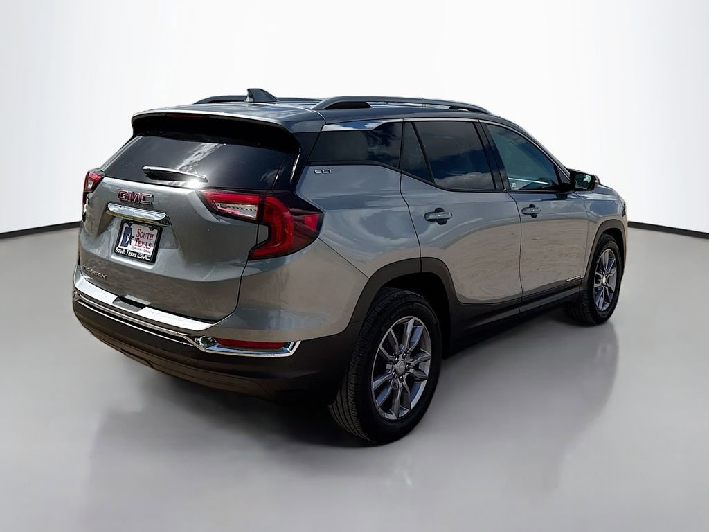Used 2023 GMC Terrain SLT w/ Infotainment Package II FWD image 7