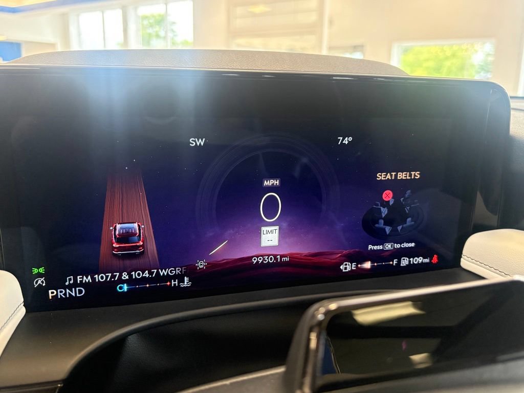 Used 2025 Lincoln Aviator AWD w/ Equipment Group 101A image 23