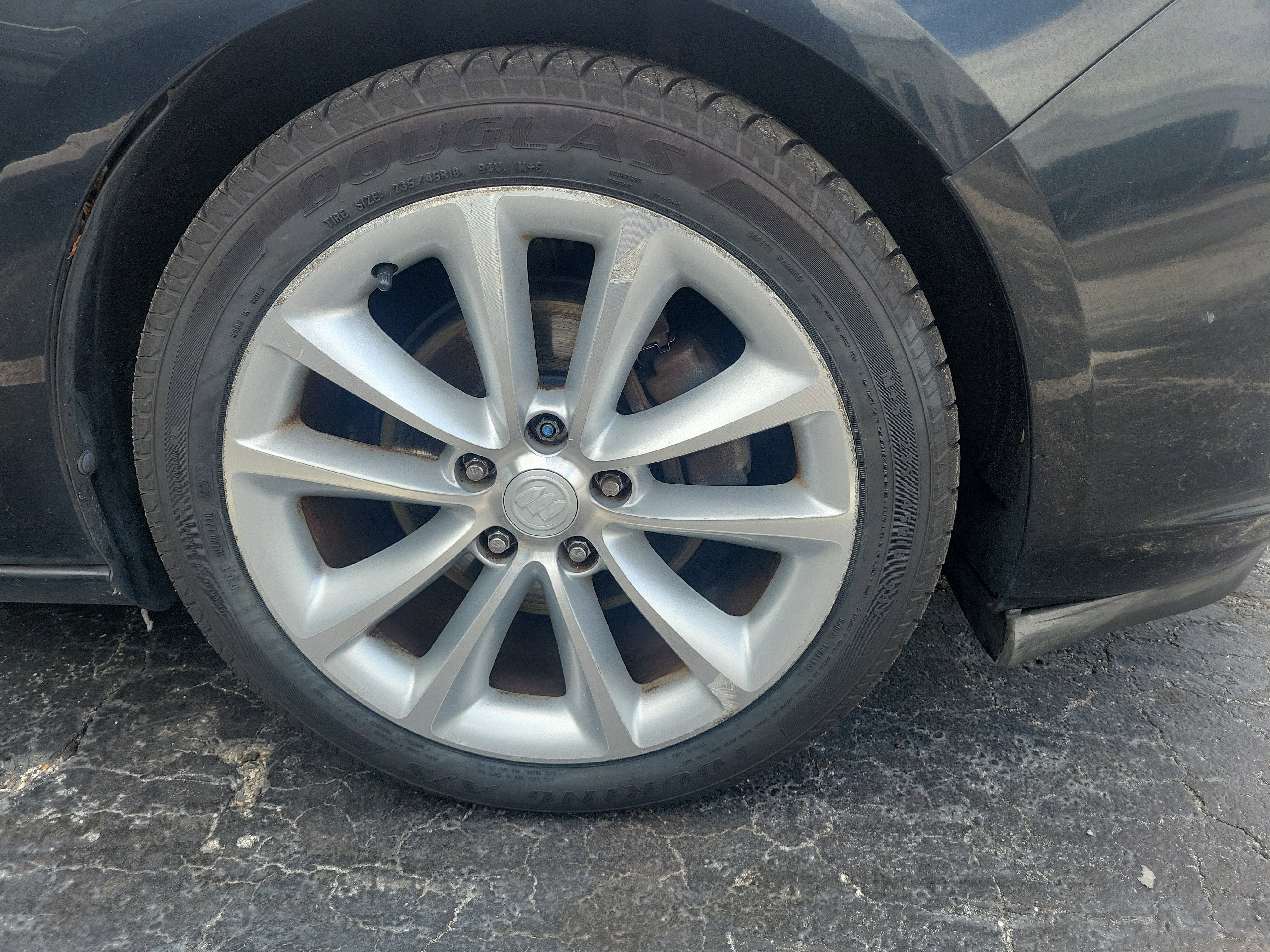 Used 2015 Buick Verano Leather w/ Experience Buick Package image 5