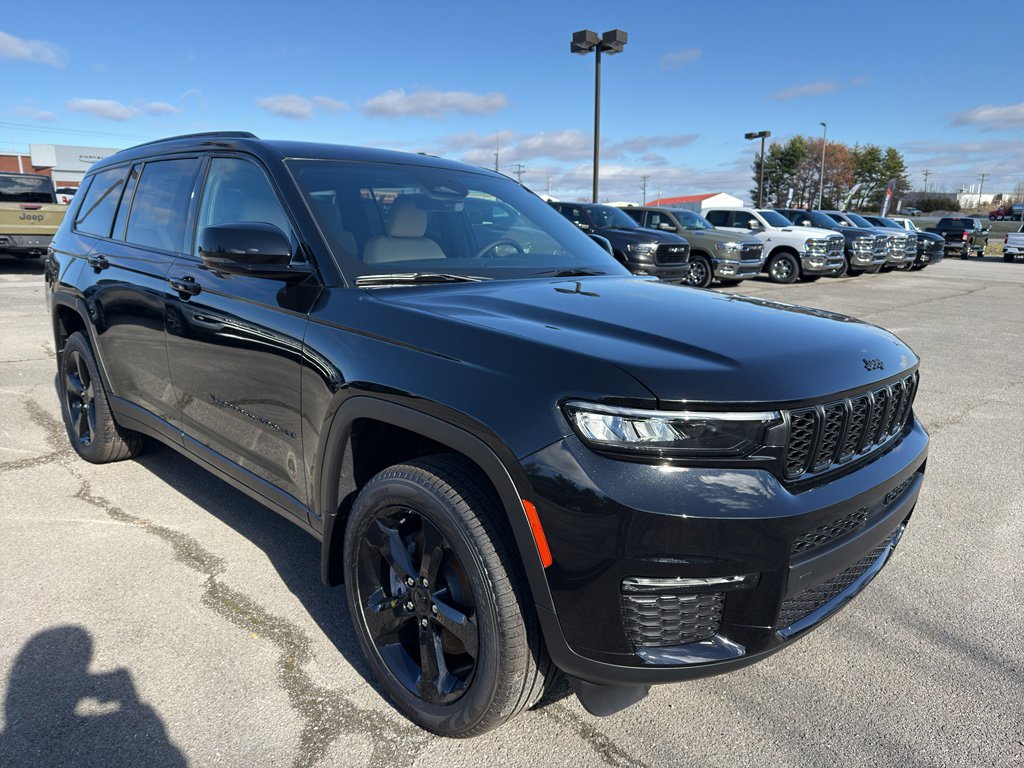 New 2025 Jeep Grand Cherokee L Limited w/ Black Appearance Package image 3