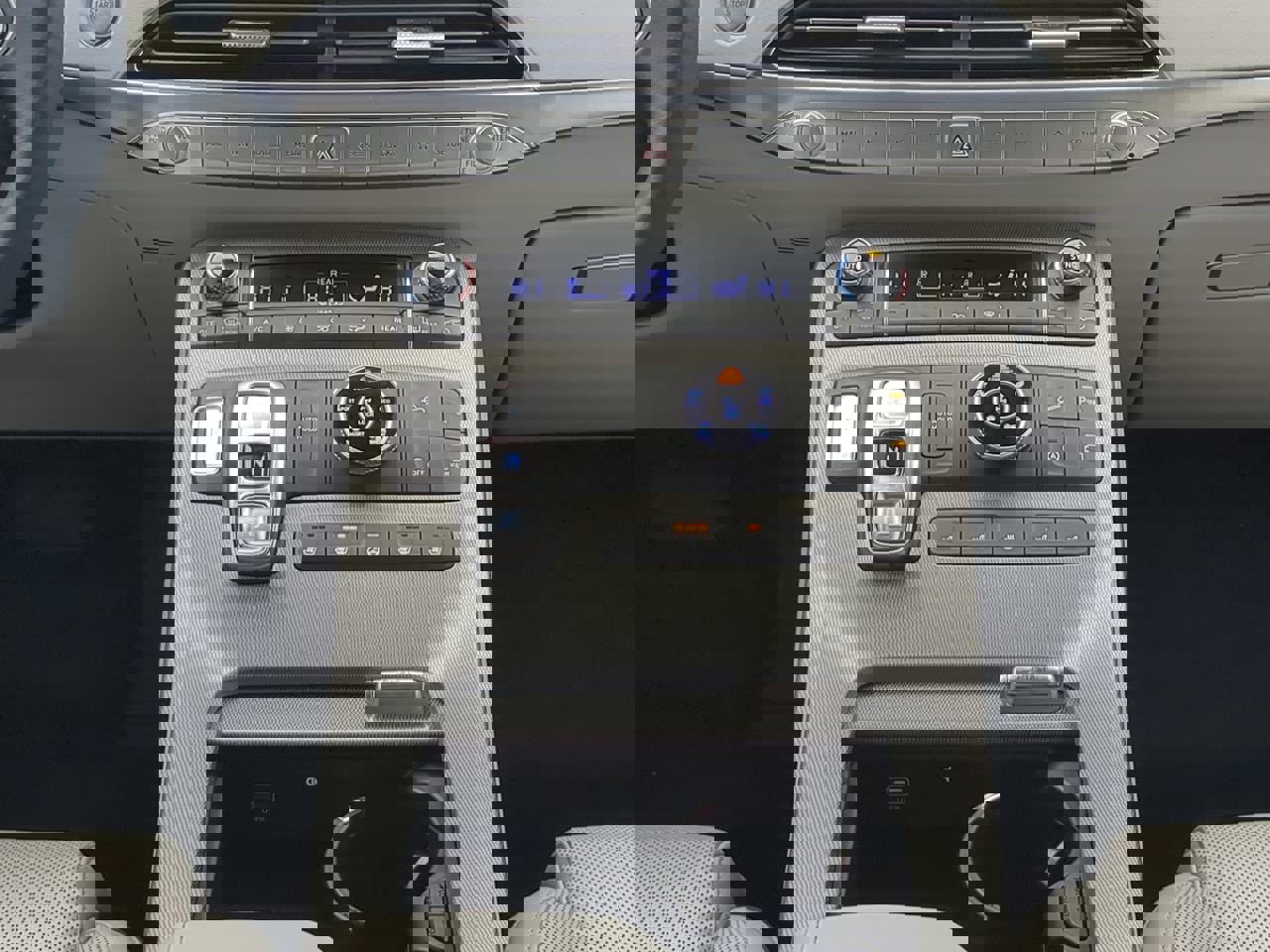 Used 2021 Hyundai Palisade Calligraphy image 17