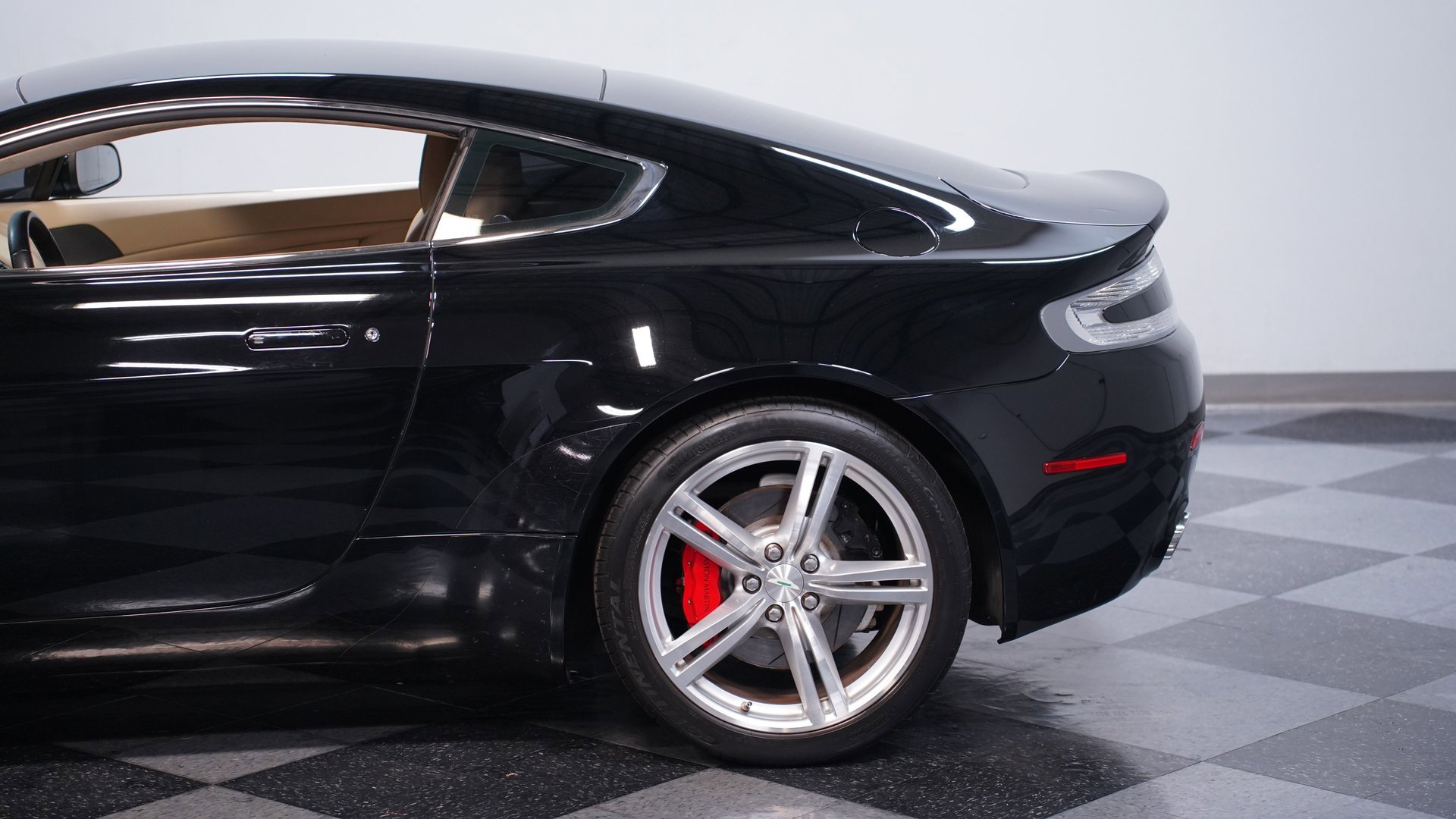 Used 2009 Aston Martin V8 Vantage V8 image 20