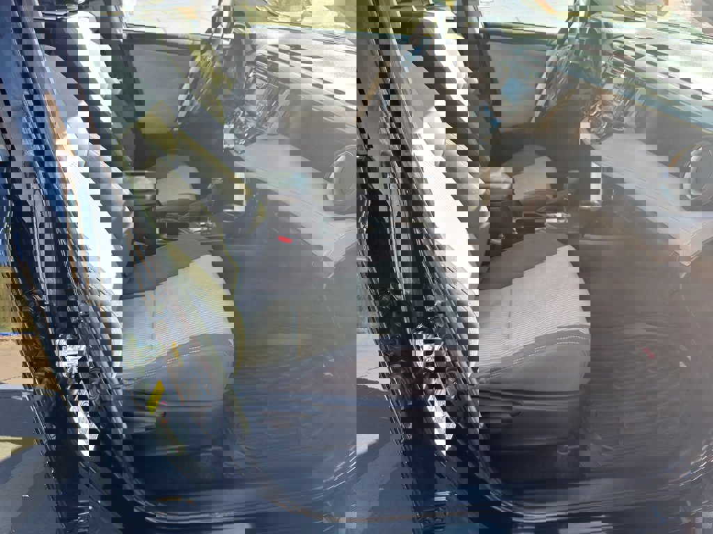 Used 2015 Toyota RAV4 XLE image 17