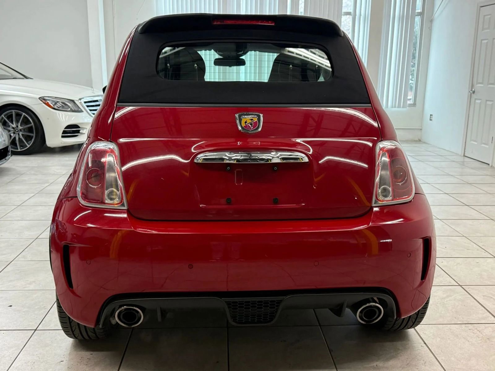 Used 2013 FIAT 500 Abarth FWD image 8