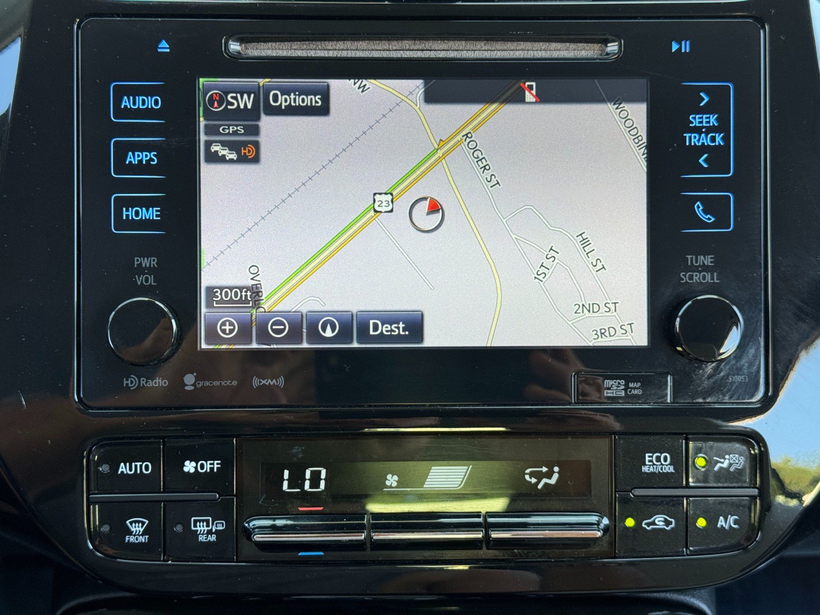 Used 2017 Toyota Prius Three Touring w/ Carpet Mat Package FWD image 22