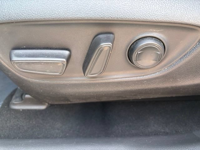Used 2021 Toyota Venza XLE w/ Carpet Mat Package (TMS) AWD/4WD image 14