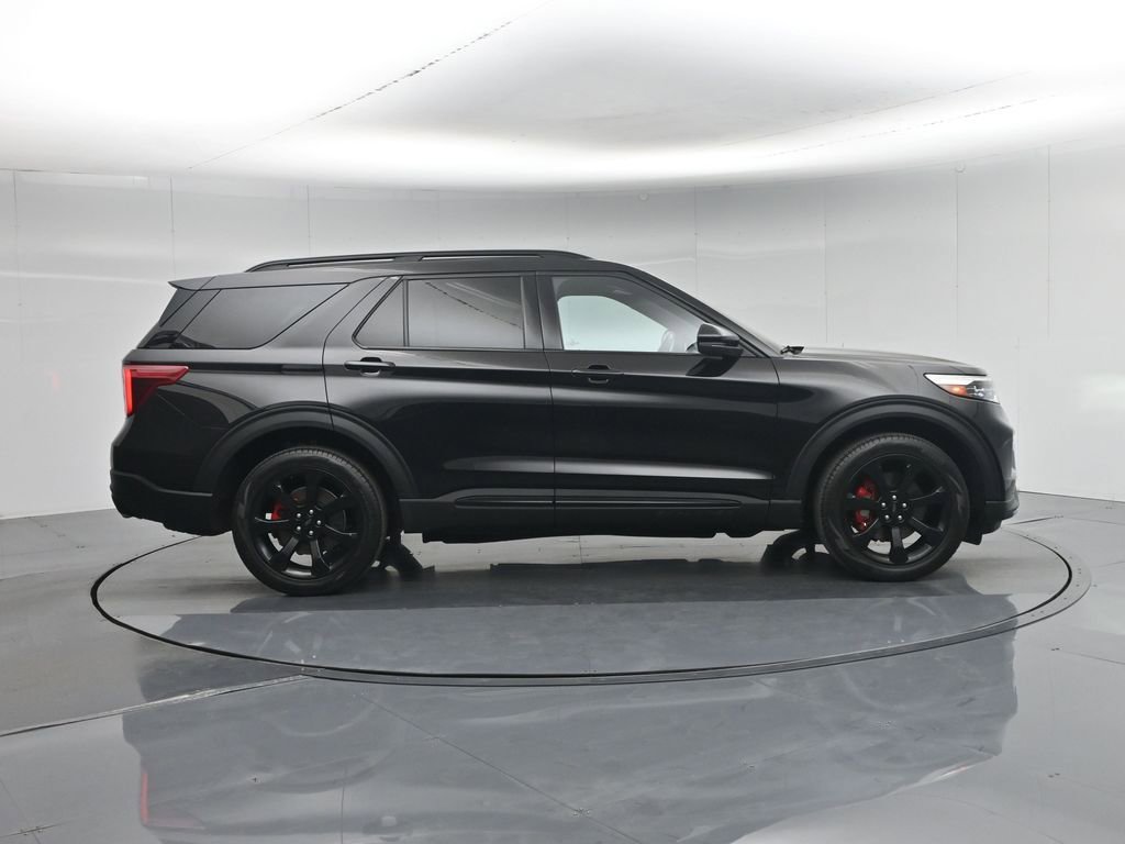 Certified 2023 Ford Explorer ST w/ Equipment Group 401A AWD/4WD image 30