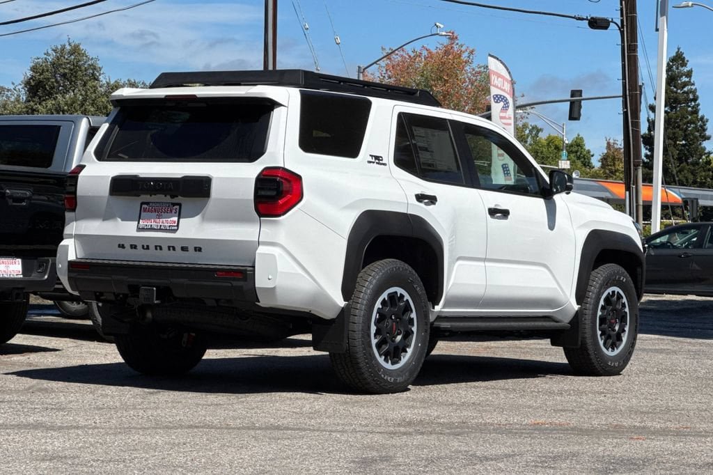 New 2026 Toyota 4Runner TRD Off-Road Premium AWD/4WD image 5