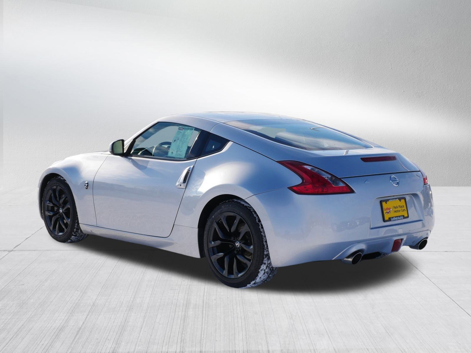 Used 2017 Nissan 370Z image 5