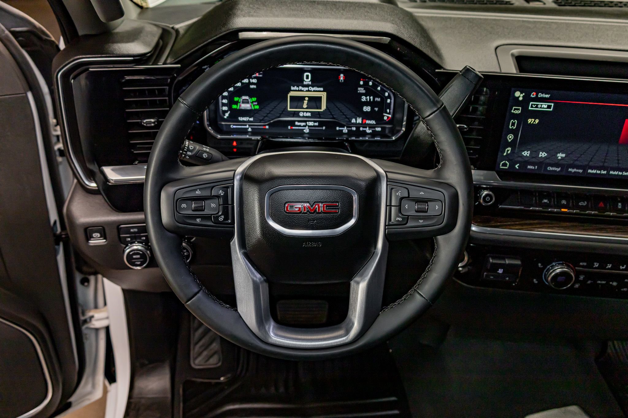 Used 2024 GMC Sierra 1500 Elevation image 18