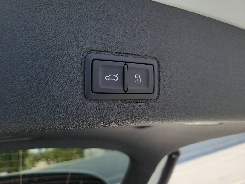 New 2026 Audi Q3 quattro 2.0T AWD/4WD image 31