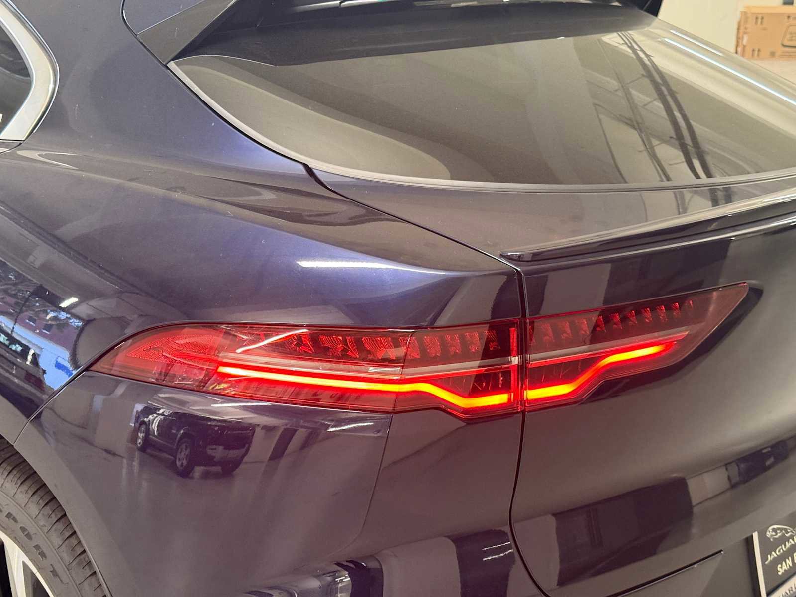 Used 2024 Jaguar I-PACE R-Dynamic HSE image 13