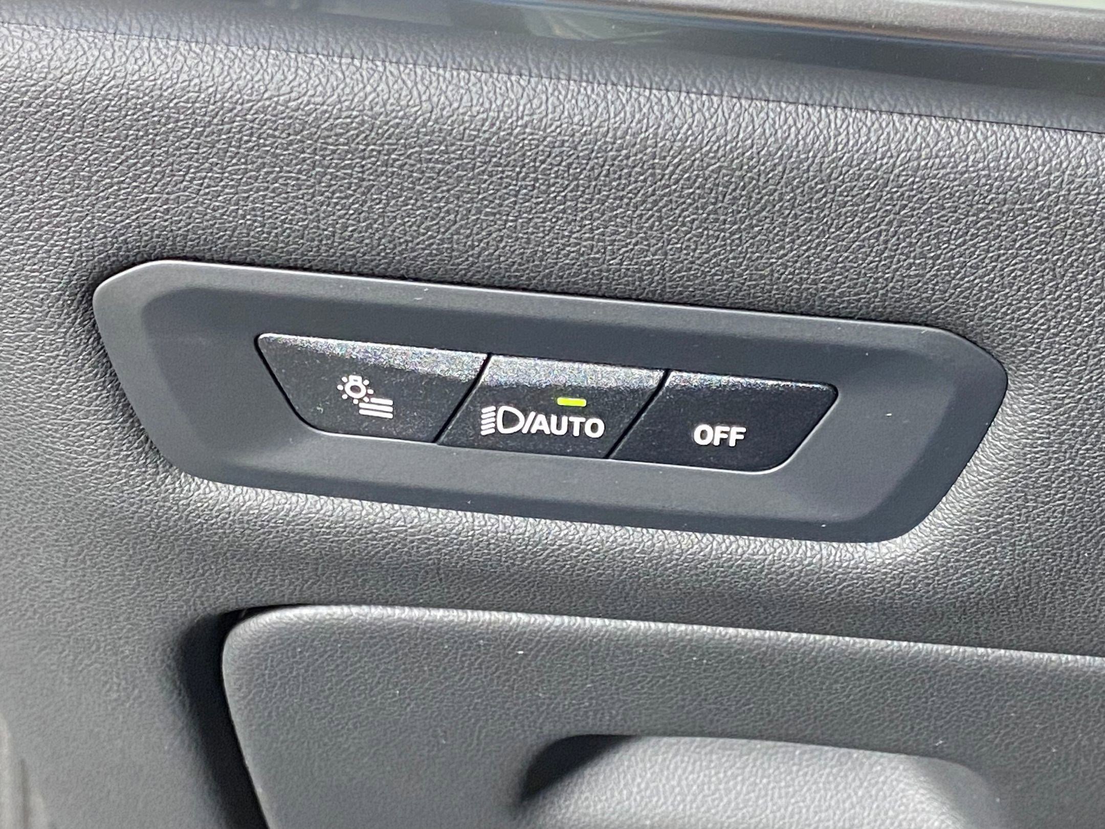 Used 2026 BMW X5 sDrive40i w/ Premium Package image 15