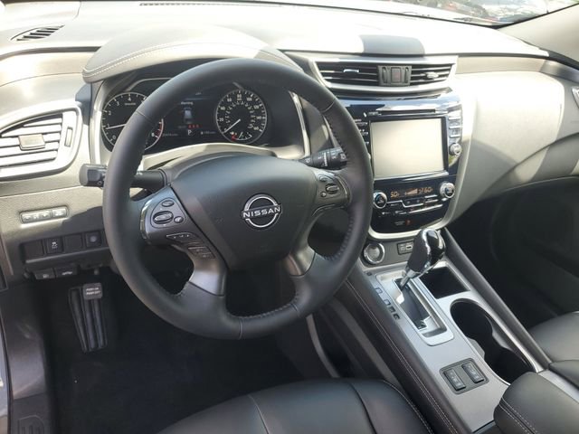 Certified 2024 Nissan Murano SV w/ SV Midnight Edition Package image 20