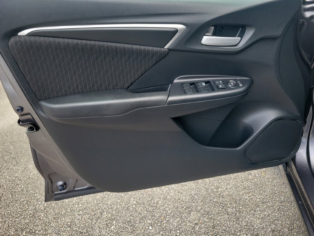 Used 2020 Honda Fit EX image 26